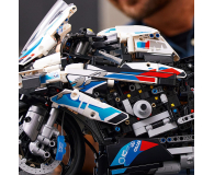 LEGO Technic™ 42130 BMW M 1000 RR - 1035519 - zdjęcie 10